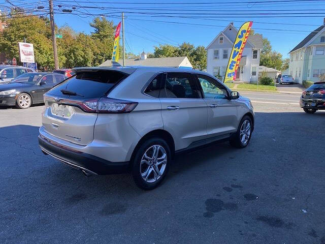 2017 Ford Edge Titanium