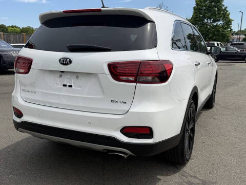 2020 Kia Sorento EX V6