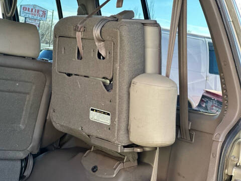 2000 Mitsubishi Montero