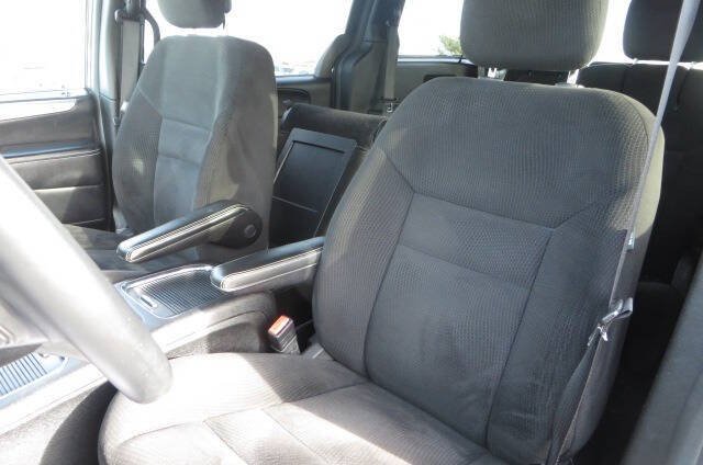 2015 Dodge Grand Caravan SXT Plus