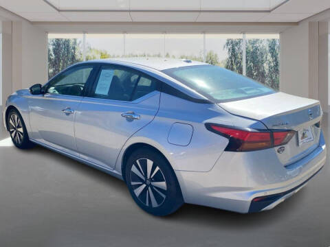 2020 Nissan Altima 2.5 SV