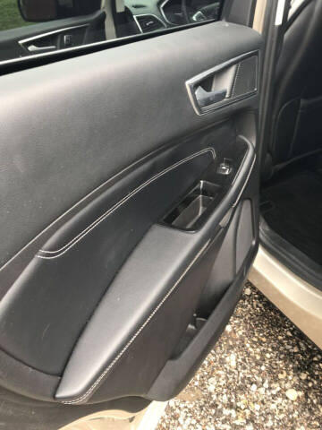 2017 Ford Edge Titanium