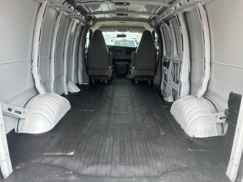 2018 Chevrolet Express 2500