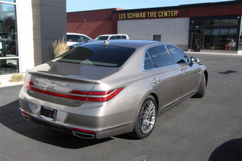 2021 Genesis G90