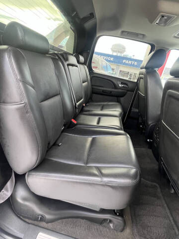 2013 Chevrolet Avalanche LTZ Black Diamond