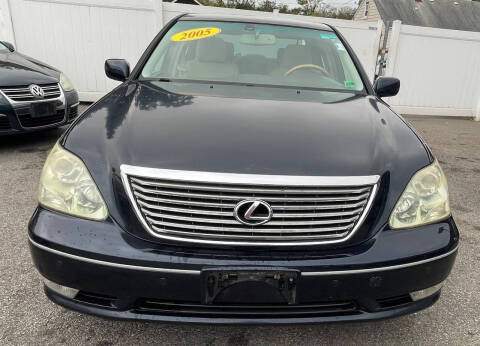 2005 Lexus LS 430