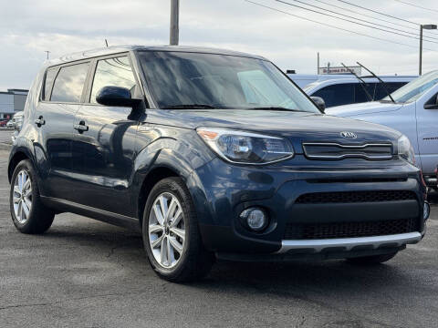 2017 Kia Soul +