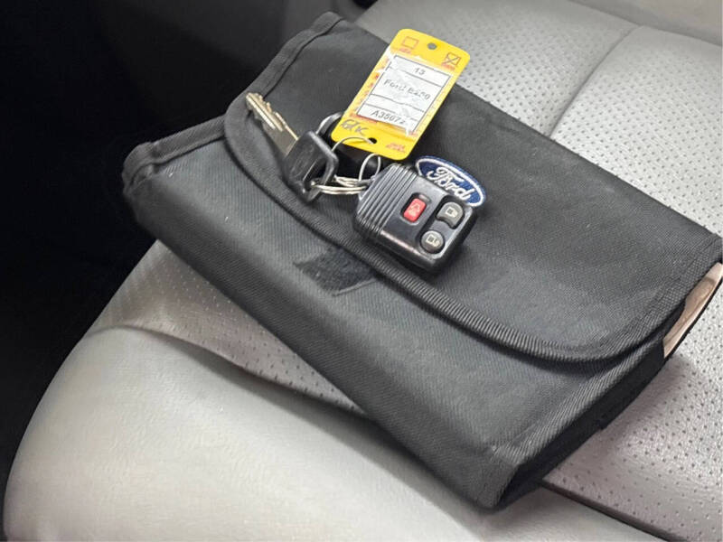 2013 Ford E-Series E-250