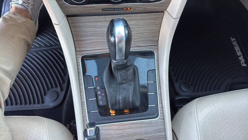 2016 Volkswagen Passat