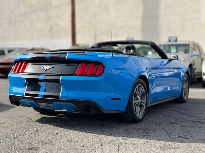 2017 Ford Mustang EcoBoost Premium