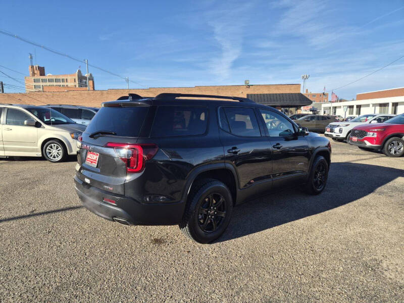 2020 GMC Acadia AT4