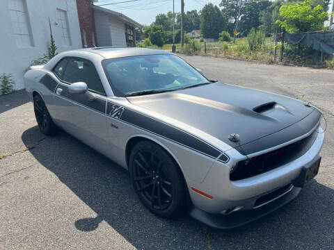 2022 Dodge Challenger