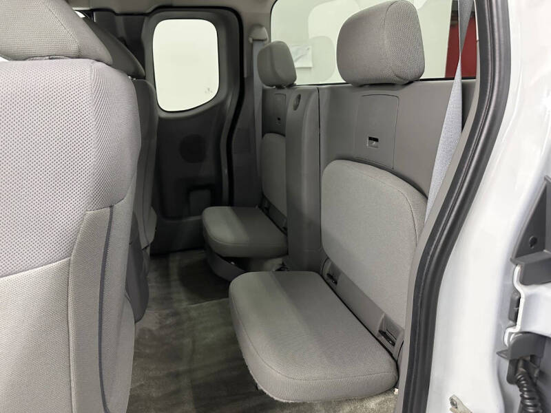 2017 Nissan Frontier S