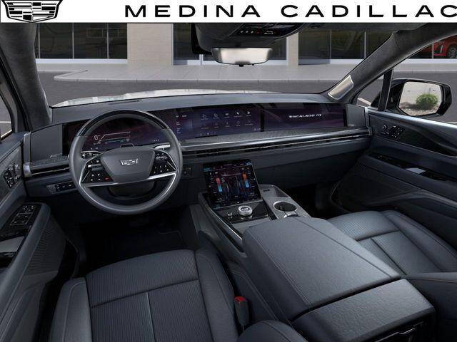 2025 Cadillac Escalade IQ Luxury 2