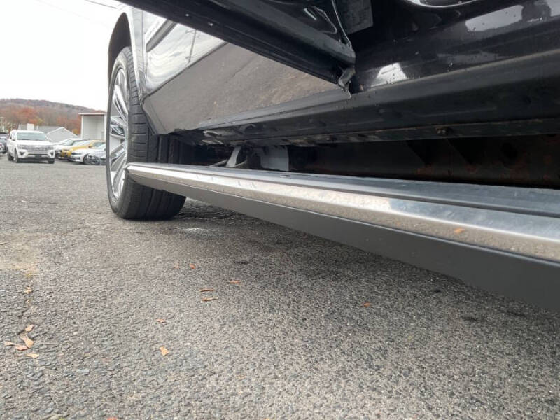 2016 Cadillac Escalade Platinum