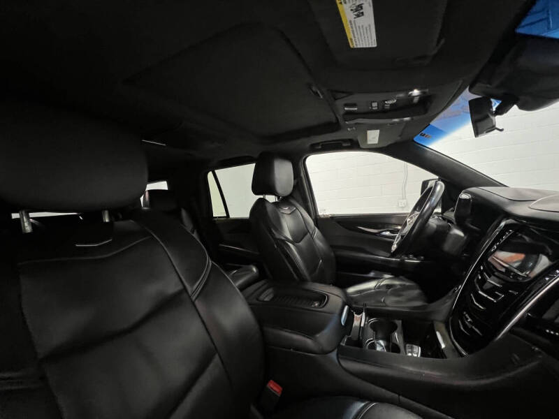2018 Cadillac Escalade Platinum