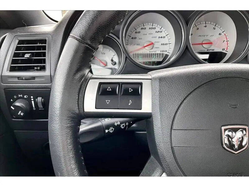 2009 Dodge Challenger SRT8