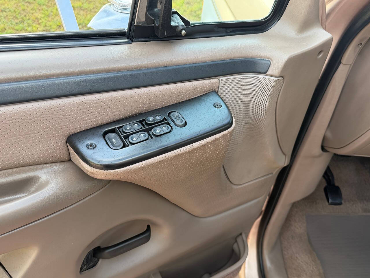 1997 Ford F-350 XL - Photo 58