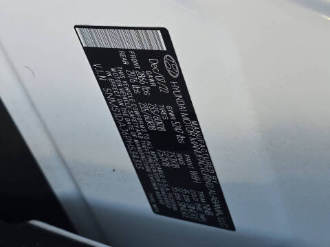 2023 Hyundai Santa Fe SE