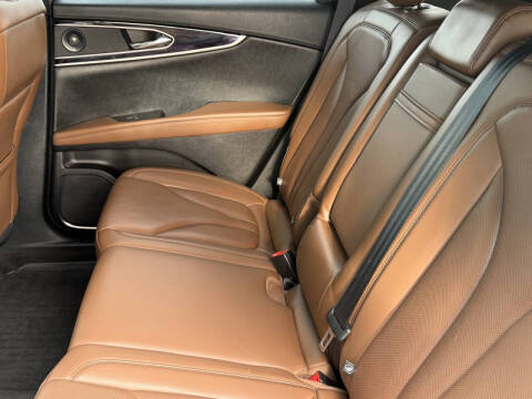 2021 Lincoln Nautilus Reserve