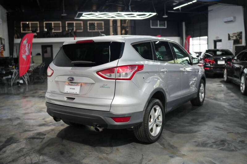 2016 Ford Escape SE