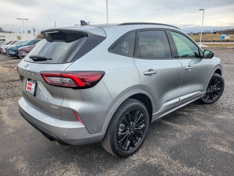 2024 Ford Escape ST-Line Elite