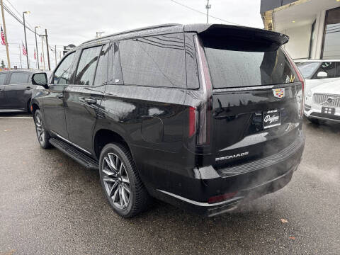 2021 Cadillac Escalade Sport