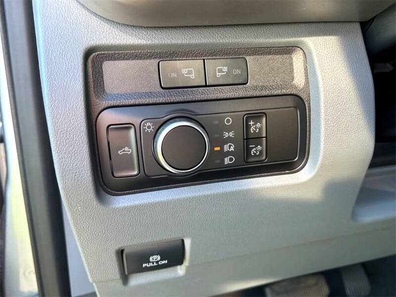 2023 Ford F-600 Super Duty