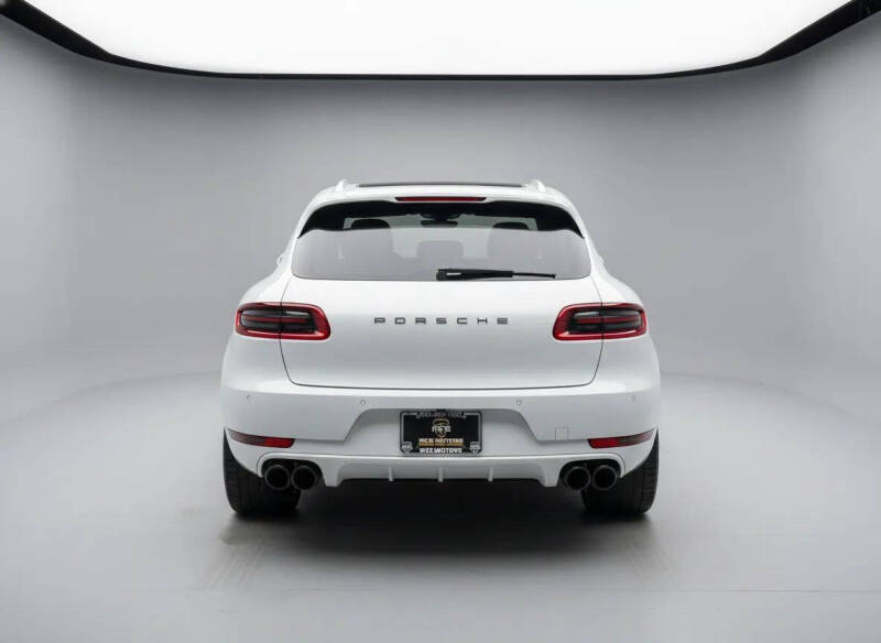 2016 Porsche Macan S