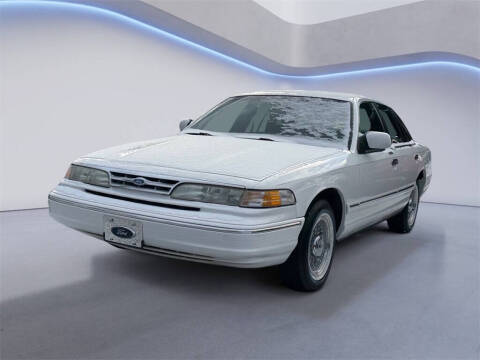 1996 Ford Crown Victoria LX
