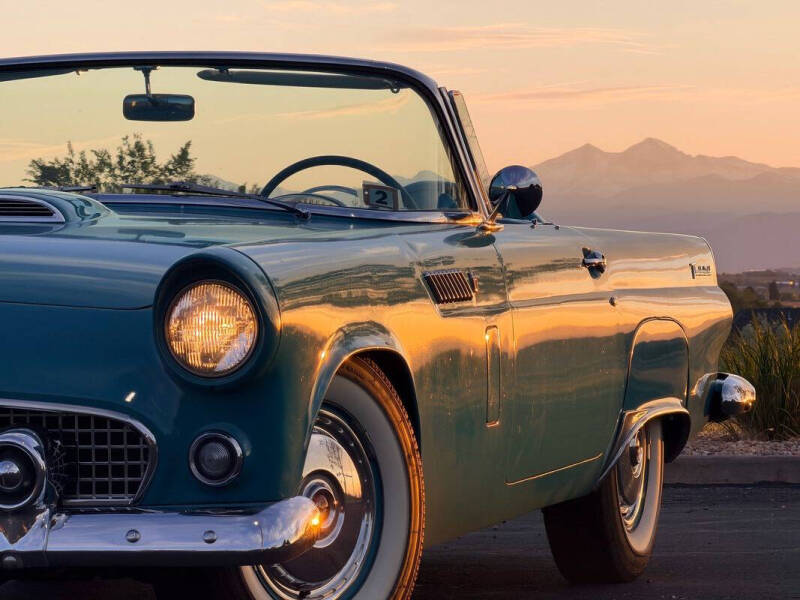 1956 Ford Thunderbird