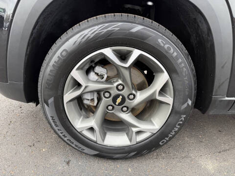 2024 Chevrolet Trax LT