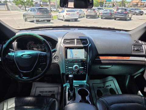2017 Ford Explorer Platinum