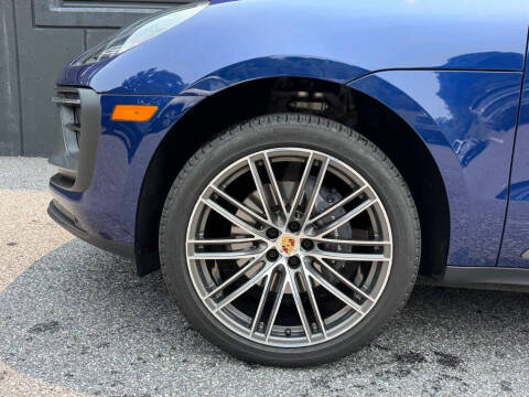 2026 Porsche Macan T