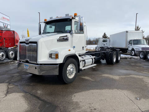2015 Western Star 4700 SB