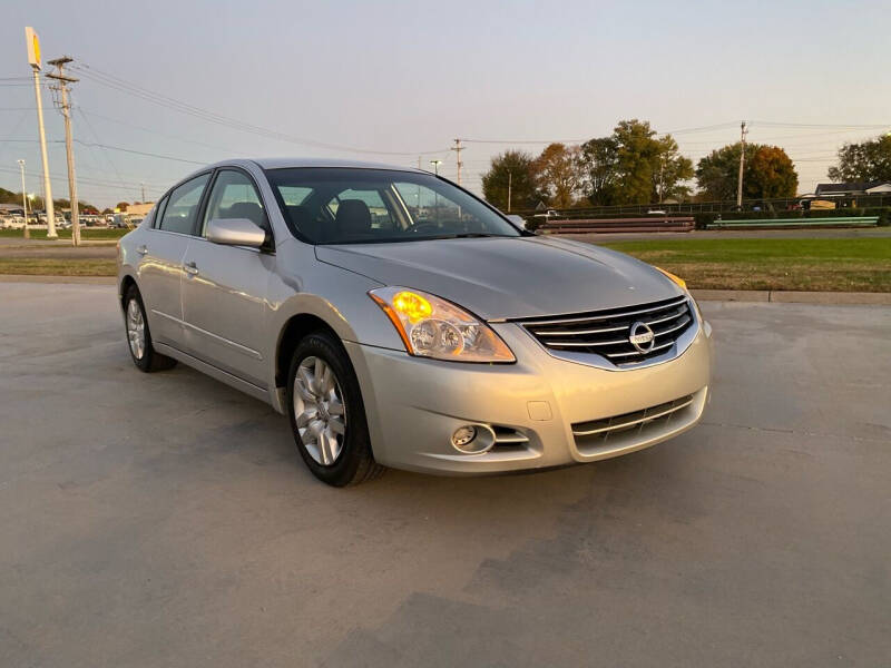 2012 Nissan Altima for sale at King of Car LLC in Bowling Green KY