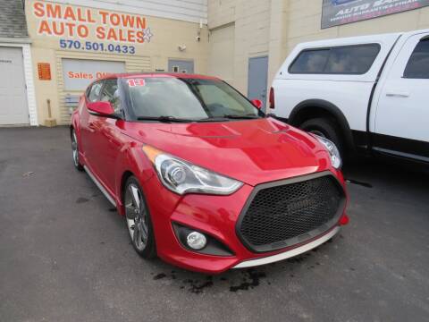 2013 Hyundai Veloster for sale at Small Town Auto Sales in Hazleton PA