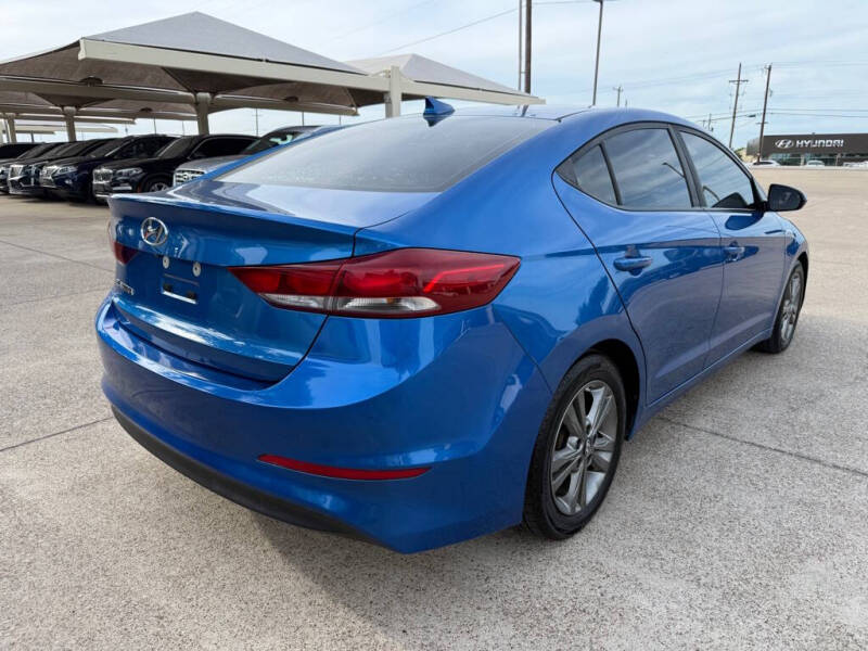 2018 Hyundai Elantra