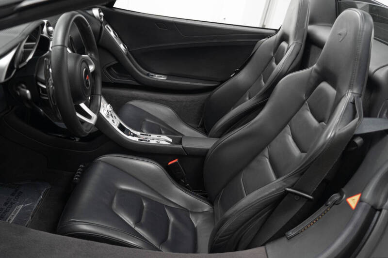 2013 McLaren MP4-12C Spider