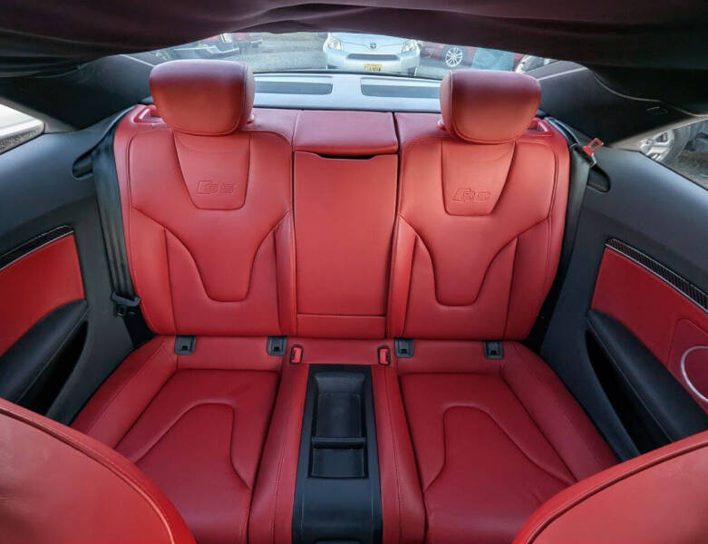 2009 Audi S5 quattro