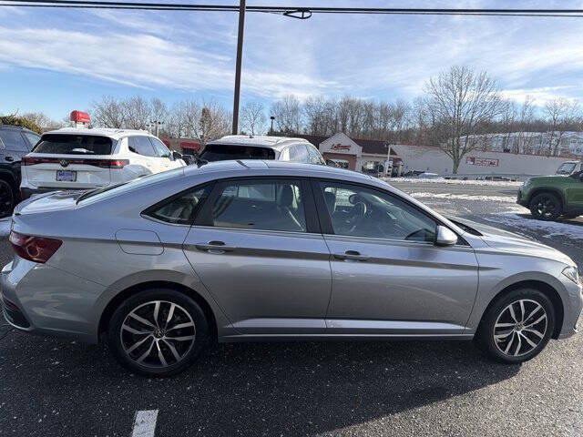 2025 Volkswagen Jetta SE