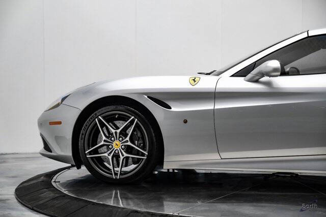 2016 Ferrari California T