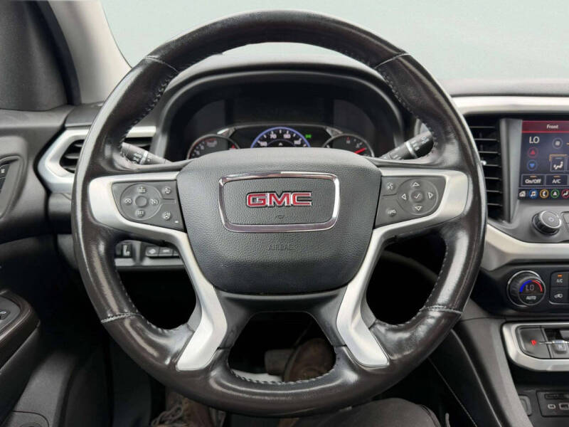 2021 GMC Acadia SLT