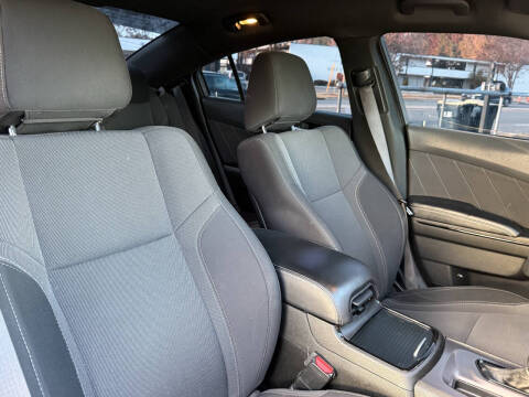 2019 Dodge Charger SXT