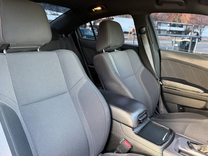 2019 Dodge Charger SXT