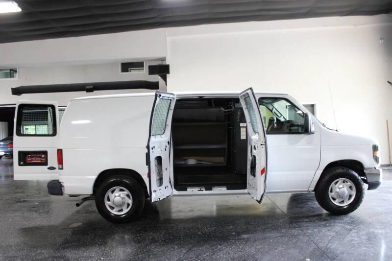 2014 Ford E-Series E-150