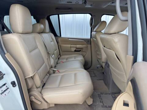 2013 Nissan Armada SV