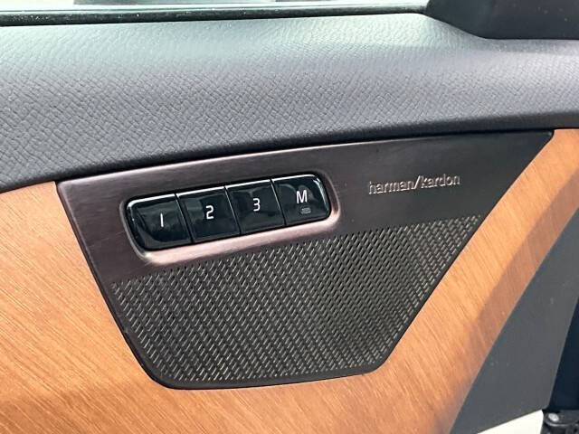 2022 Volvo XC90 Recharge T8 Inscription Expression 7P