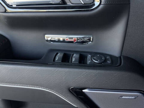 2025 GMC Sierra 1500 AT4X