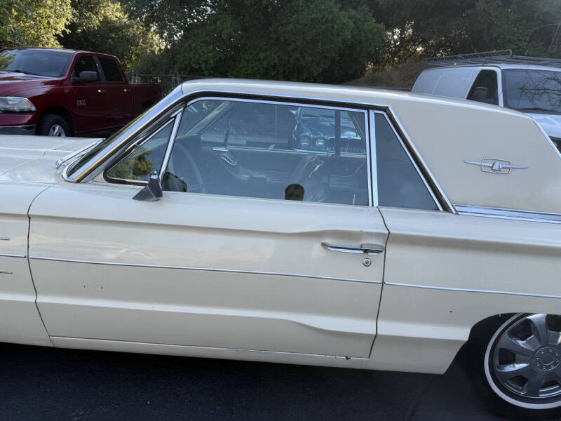 1965 Ford Thunderbird